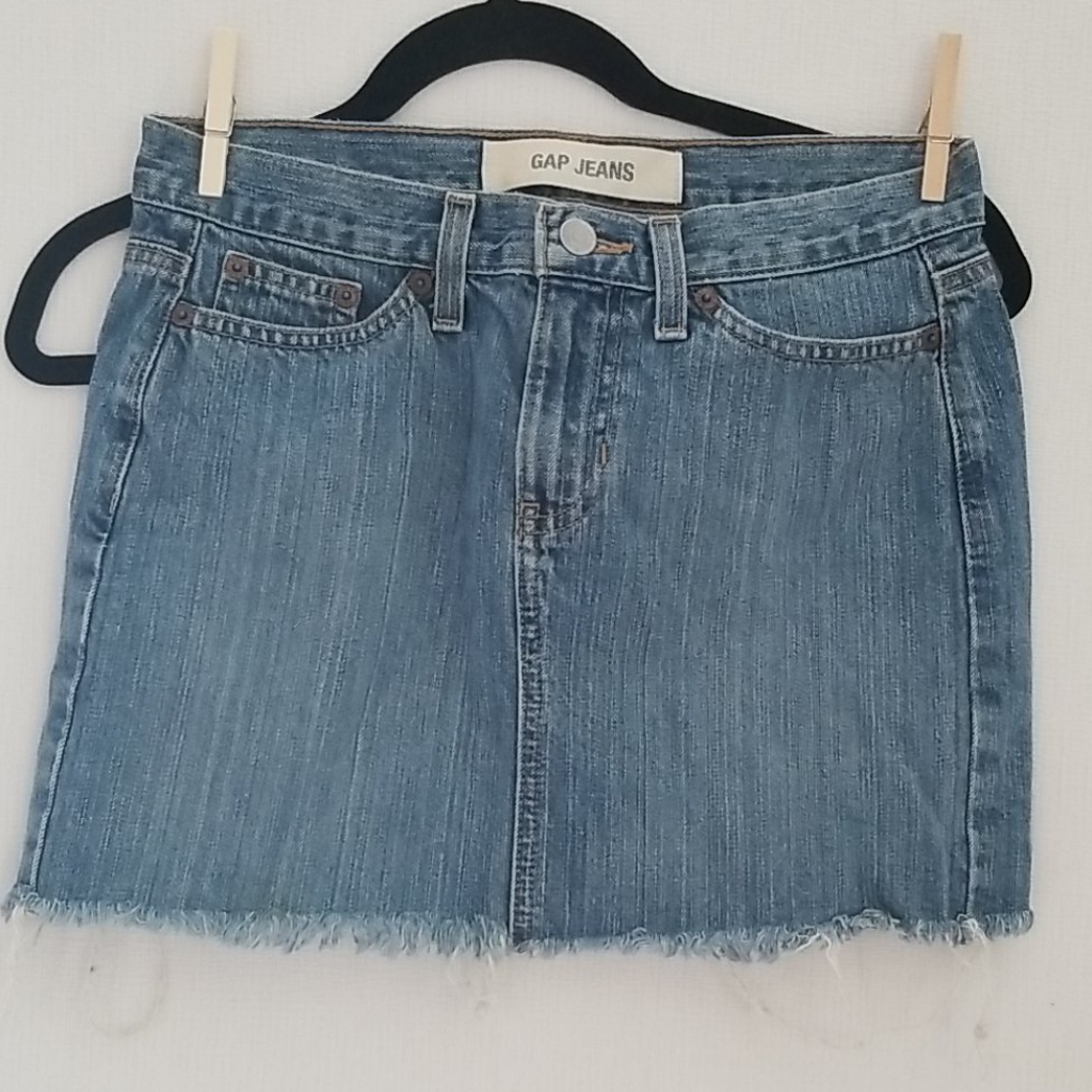 Euc Gap Basic Mini, Size 2